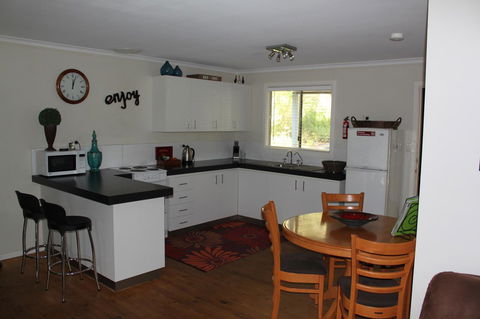 Francisca\'s Cottage - Nambucca Heads Accommodation 3
