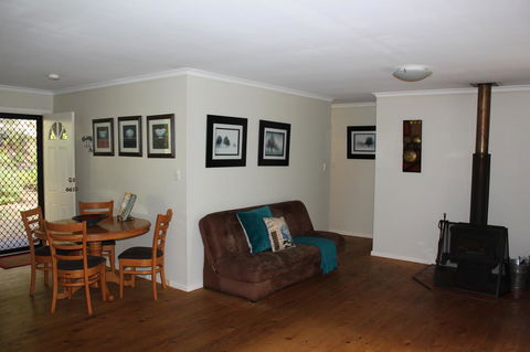 Francisca\'s Cottage - Nambucca Heads Accommodation 4