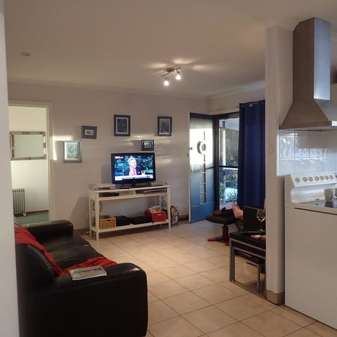 Moore River Cottage - Nambucca Heads Accommodation 3