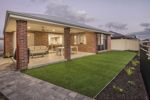15 Cabot Close - Nambucca Heads Accommodation 26