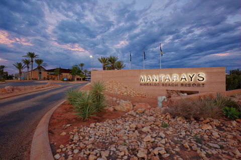 Mantarays Ningaloo Beach Resort - Nambucca Heads Accommodation 1