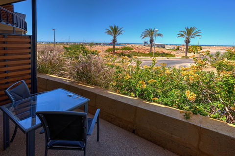Mantarays Ningaloo Beach Resort - Nambucca Heads Accommodation 17