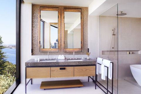 The Ritz-Carlton, Perth - Nambucca Heads Accommodation 2