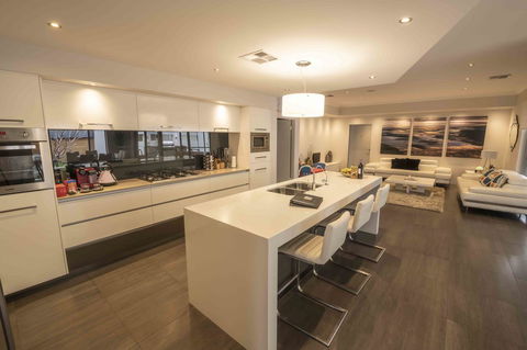 Magnificent Beach Retreat - Nambucca Heads Accommodation 27