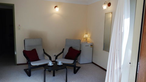 Eleebana Guest House - Nambucca Heads Accommodation 3