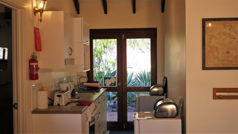 Eleebana Guest House - Nambucca Heads Accommodation 21