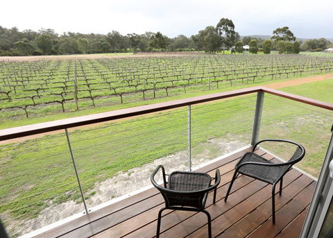 Lot113 Vineyard Accommodation - Nambucca Heads Accommodation 6