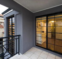 Highgate Modern Home 4 mins to Perth City - Nambucca Heads Accommodation