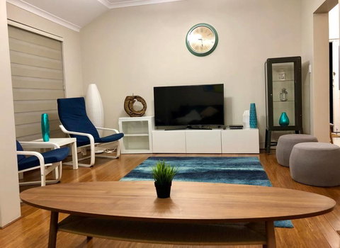Highgate Modern Home (4 Mins To Perth City) - Nambucca Heads Accommodation 2