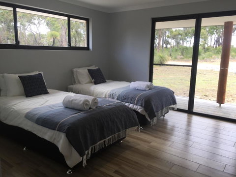 Eagle Bay House - Nambucca Heads Accommodation 2