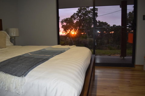 Eagle Bay House - Nambucca Heads Accommodation 9