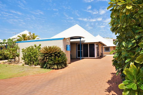 Osprey Holiday Village Unit 119 - Nambucca Heads Accommodation 0