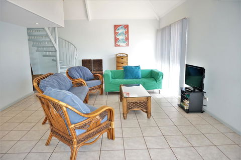 Osprey Holiday Village Unit 120 - Plenty Of Room For A Large Family - Nambucca Heads Accommodation 3