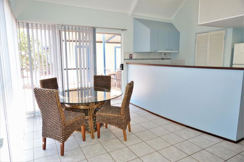 Osprey Holiday Village Unit 120 - Plenty Of Room For A Large Family - Nambucca Heads Accommodation 5
