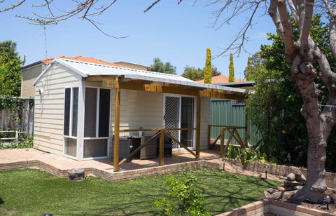 Susan Yong's Studio - Nambucca Heads Accommodation 2