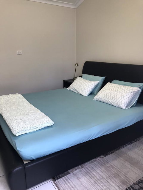 Susan Yong's Studio - Nambucca Heads Accommodation 7