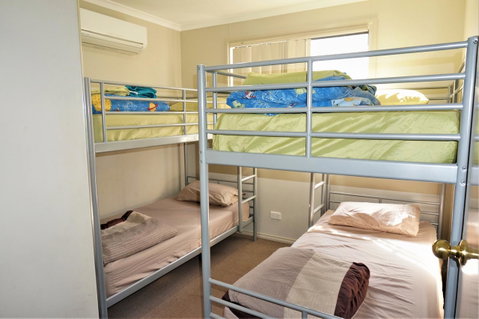 9 Krait Street - Perfect For Large Groups Or Families Alike - Nambucca Heads Accommodation 9