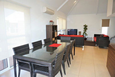 Osprey Holiday Village Unit 104 - Nambucca Heads Accommodation 2