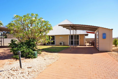 Osprey Holiday Village Unit 104 - Nambucca Heads Accommodation 0