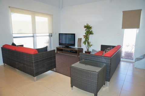 Osprey Holiday Village Unit 104 - Nambucca Heads Accommodation 4