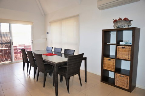 Osprey Holiday Village Unit 104 - Nambucca Heads Accommodation 5