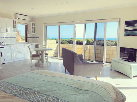 Ocean Reef Vista - Nambucca Heads Accommodation 11