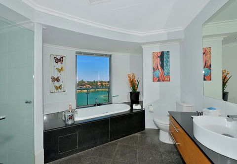 A 406 FANTASTIC OCEAN BEACH And MARINA VIEW APT - MANDURAH - Nambucca Heads Accommodation 30