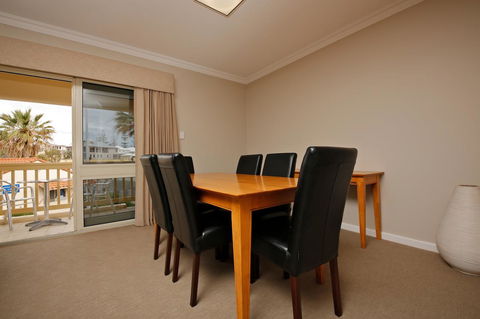 The Marina Hotel - Mindarie - Nambucca Heads Accommodation 11