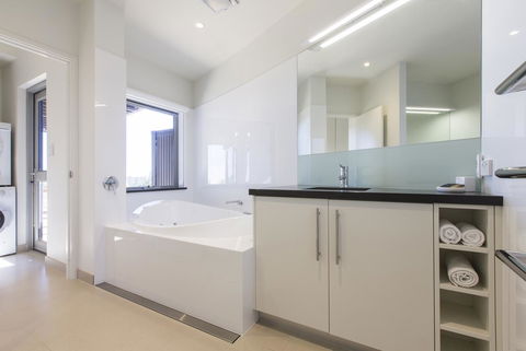 Aquatic Visions - Nambucca Heads Accommodation 19
