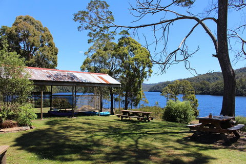 Tullah Lakeside Lodge - Nambucca Heads Accommodation 6