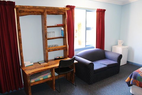 Tullah Lakeside Lodge - Nambucca Heads Accommodation 9