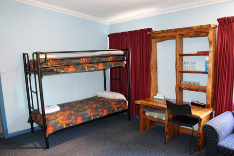 Tullah Lakeside Lodge - Nambucca Heads Accommodation 8