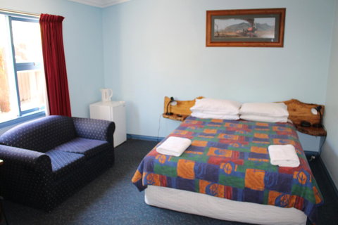 Tullah Lakeside Lodge - Nambucca Heads Accommodation 10