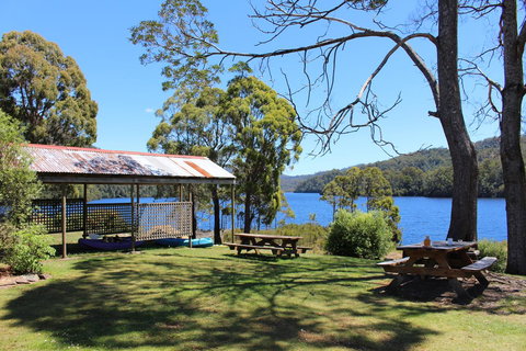 Tullah Lakeside Lodge - Nambucca Heads Accommodation 19