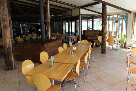 Tullah Lakeside Lodge - Nambucca Heads Accommodation 35