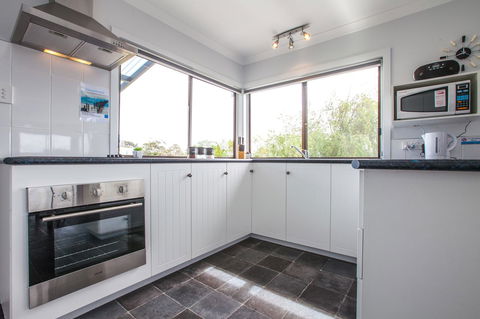 Bircoo Cottage Beach And Golf Getaway - Nambucca Heads Accommodation 3