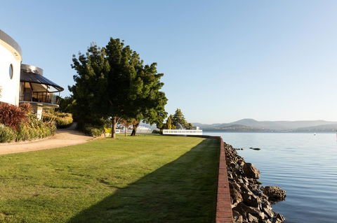 Wrest Point - Nambucca Heads Accommodation 1