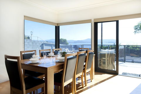 Sandy Bay Waterfront Home - Nambucca Heads Accommodation 31