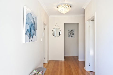 Sandy Bay Waterfront Home - Nambucca Heads Accommodation 25