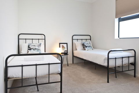 Sandy Bay Waterfront Home - Nambucca Heads Accommodation 11