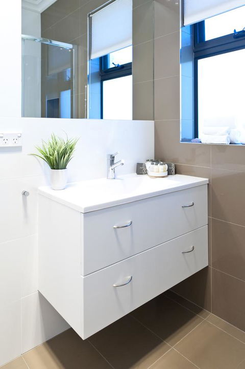 Sandy Bay Waterfront Home - Nambucca Heads Accommodation 34