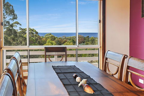 Harvey Farm Lodge - Nambucca Heads Accommodation 7