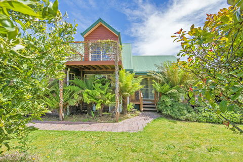 Aloft Boutique Accommodation - Nambucca Heads Accommodation 4