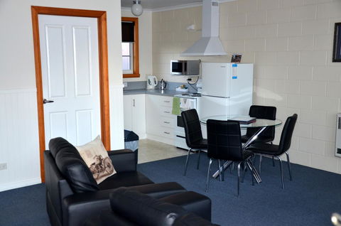 Castaway Holiday Apartments - Nambucca Heads Accommodation 10