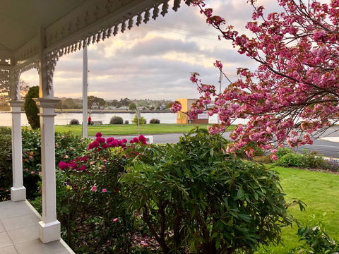 Riverbank Villa - Nambucca Heads Accommodation 9