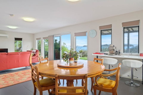 Manfield Seaside Bruny Island - Nambucca Heads Accommodation 6