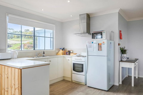 Omaroo Cottage Bruny Island - Nambucca Heads Accommodation 8