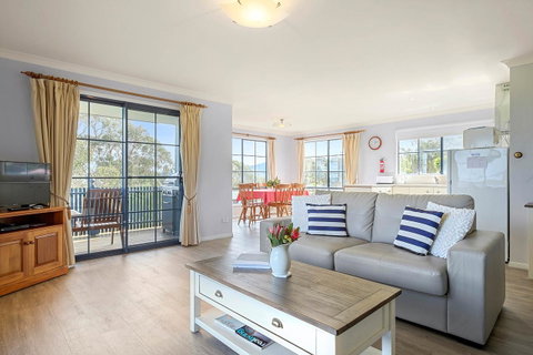 Omaroo Cottage Bruny Island - Nambucca Heads Accommodation 0