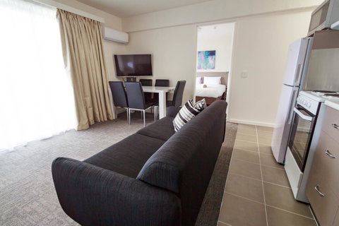 Adina Place Motel Apartments - Nambucca Heads Accommodation 6