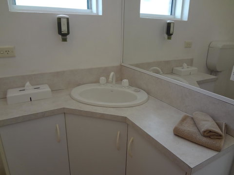 Adina Place Motel Apartments - Nambucca Heads Accommodation 31